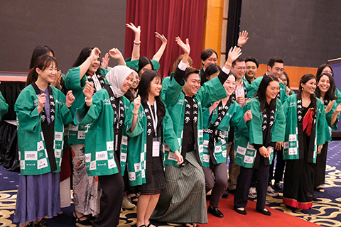 International students at Niigata University introduced Japanese culture.
