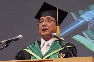 学長告辞