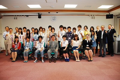 平成26年度輝け未来!!新潟大学入学応援奨学金受給者のみなさん