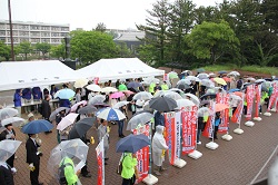 新入生歓迎・地域キャンパス合同クリーンデーの様子