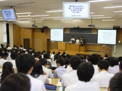 経済学部の様子