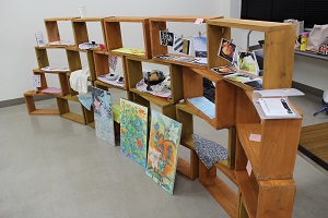 屋内展示企画の様子