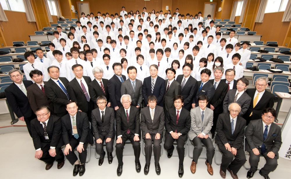 平成28年度白衣式集合写真