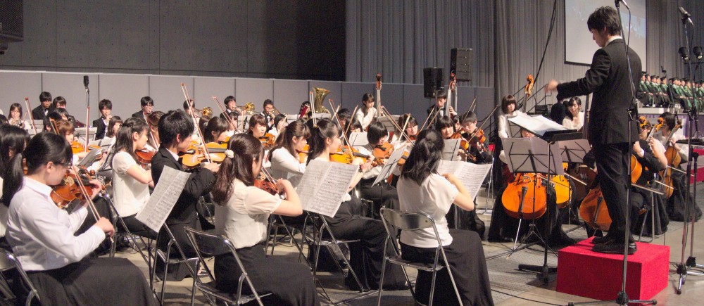 祝典演奏の様子