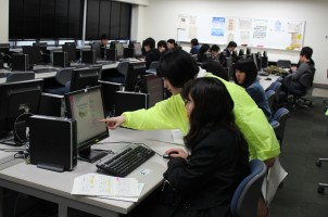 学情システムサポートの様子