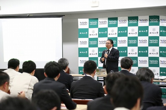 災害・復興科学研究所の福岡浩教授