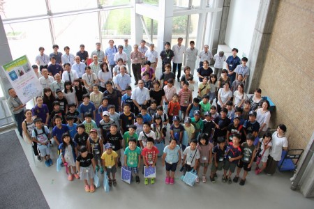 小学生向けの 夏休み工作教室 を開催しました トピックス ニュース 新潟大学