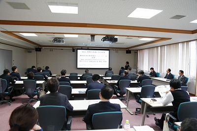 国立大学協会第2回論説委員等との懇談会の様子