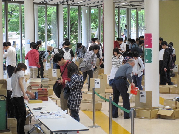 図書館古本市