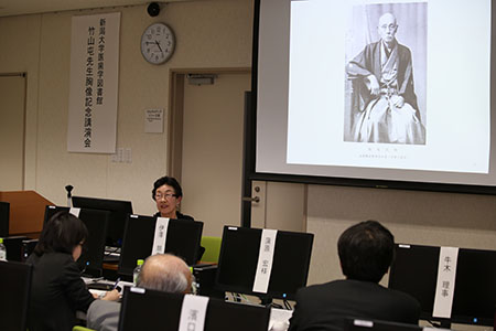 講演する廣瀬啓子氏