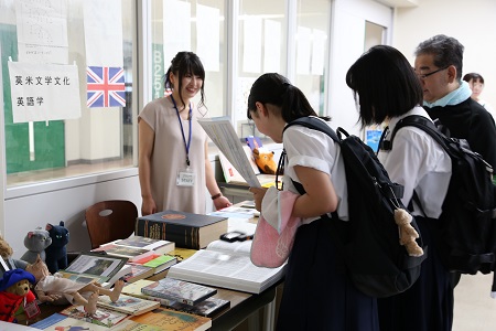 人文学部の様子