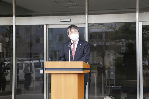 牛木辰男学長の挨拶