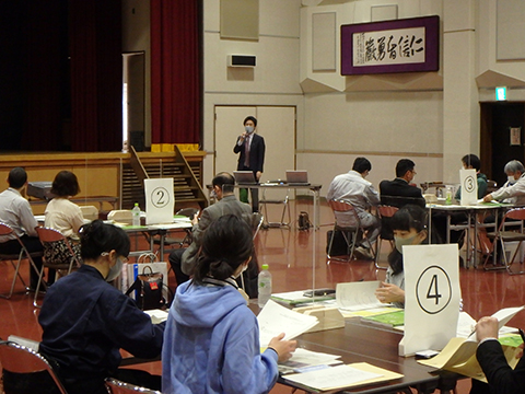 新潟大学佐渡地域懇談会の様子