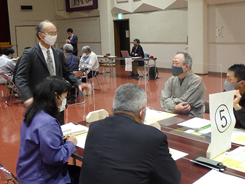 新潟大学佐渡地域懇談会の様子