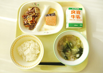 刈羽村立刈羽小学校の給食