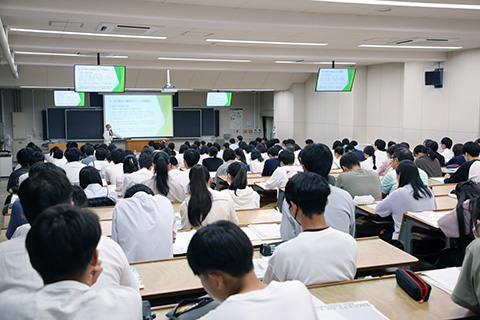 経済科学部の様子