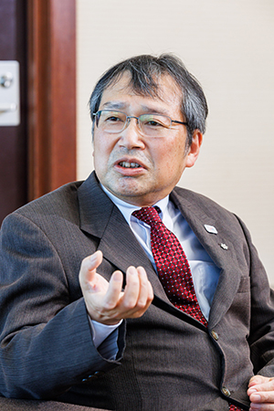 牛木辰男 新潟大学長