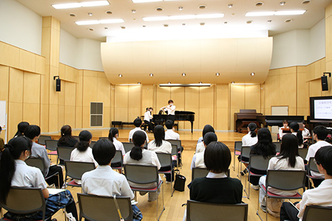 教育学部の様子