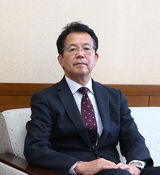 末吉理事の写真