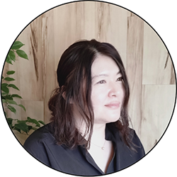 髙橋 奈津子(TAKAHASHI Natsuko)